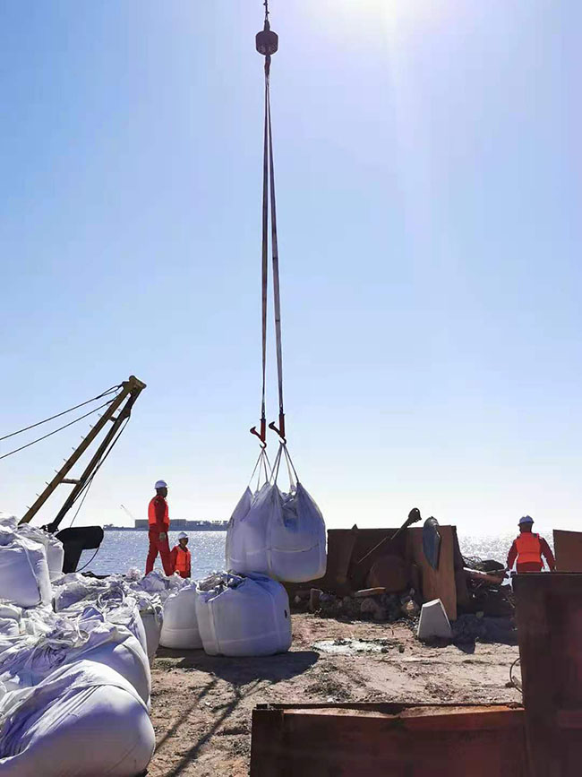 月东油田海底管道悬空裸露治理工程顺利完工