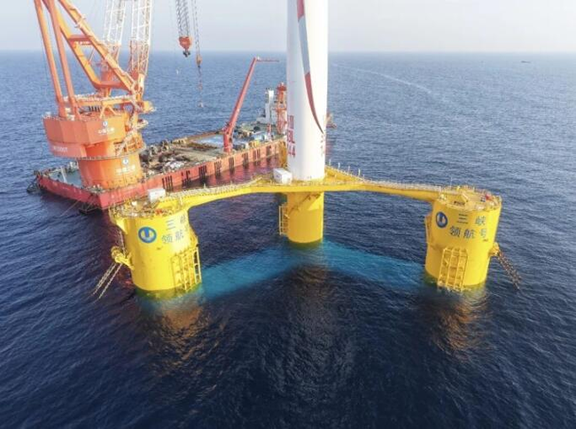 全球单机容量最大16兆瓦漂浮式海上风电平台“三峡领航号”完成安装